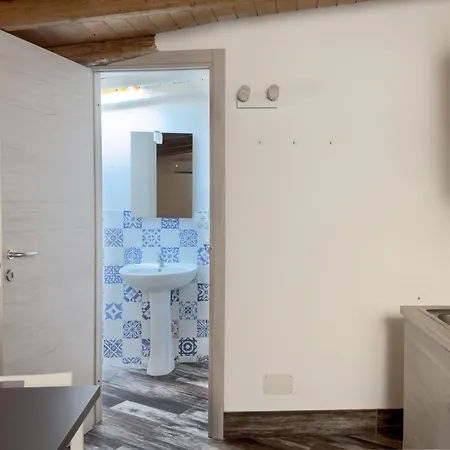 Scuderi House 2 Apartment *